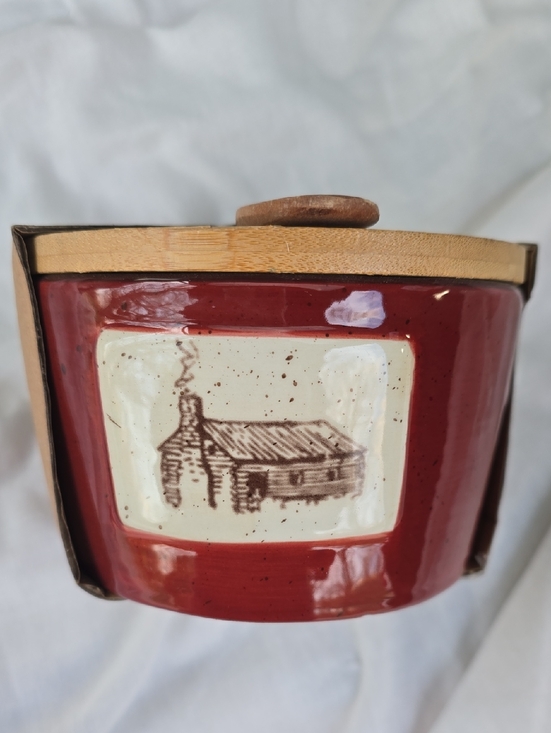 Young's Inc Other - Serving Bowl With Trivet & Spoon Rustic Ceramic Bowl with Cabin Sketch